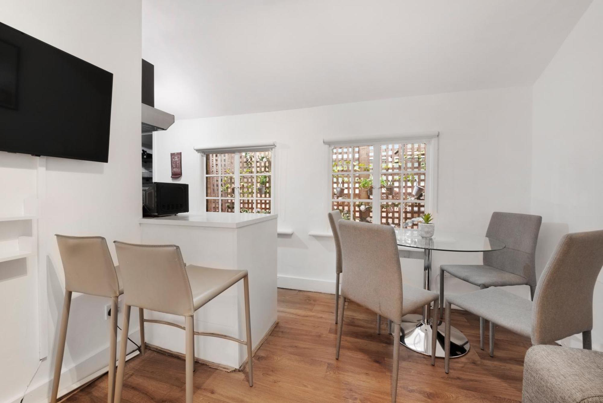 2 Bed Piccadilly Apartment 1 Λονδίνο Εξωτερικό φωτογραφία